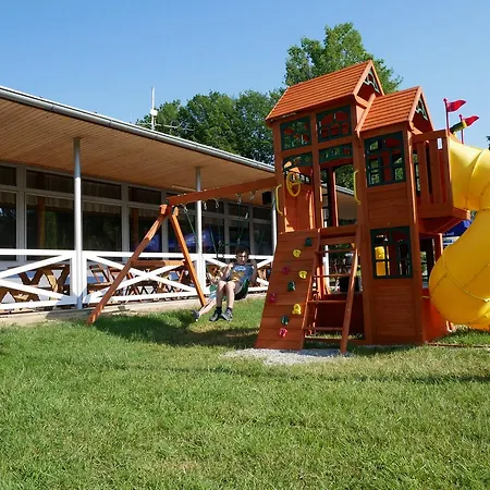 Roznov * Rožnov pod Radhoštěm