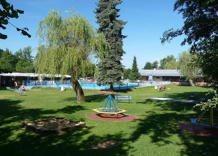 Roznov Camping *